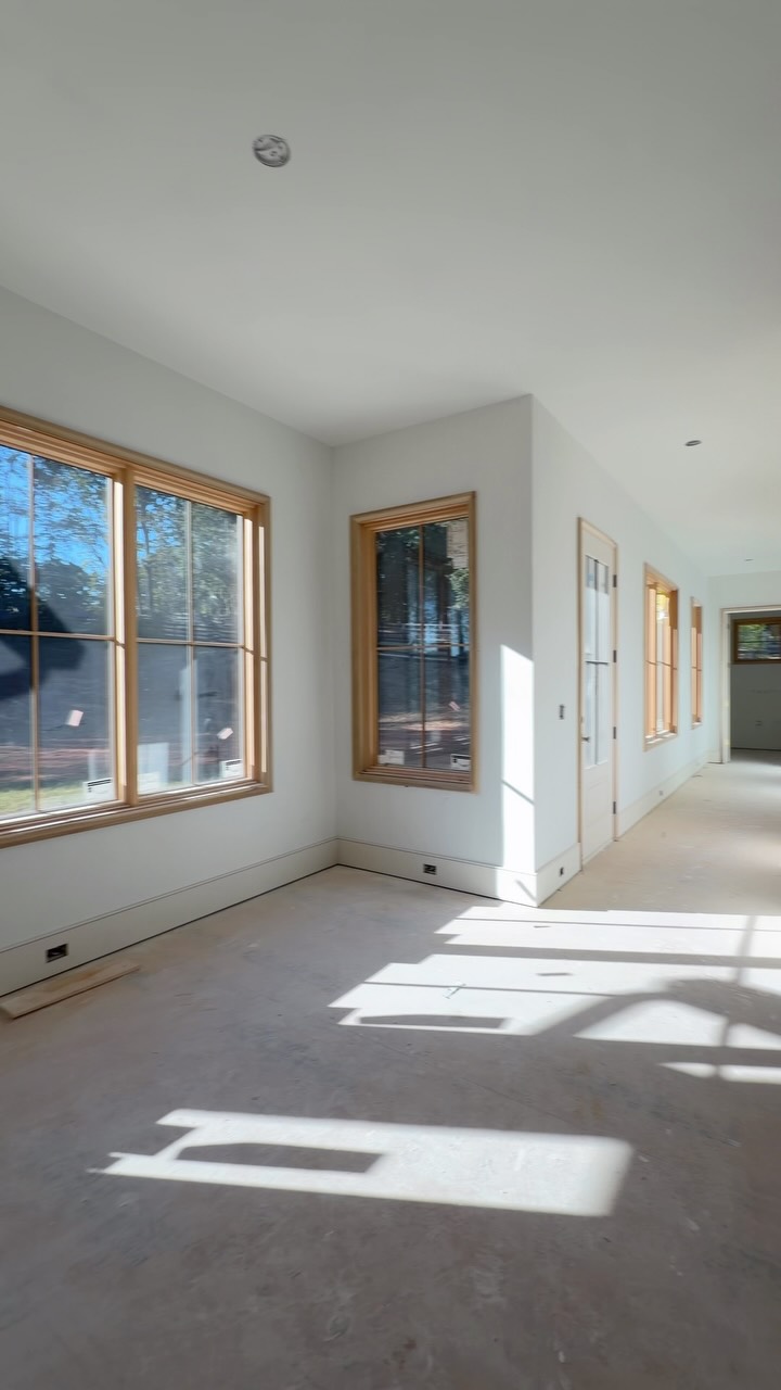 Here’s a preview of 1 of our 3 tourable homes for Agents and Brokers.
Dream home coming up 5,683+- square feet. Finished full basement, pool, sauna, and all the things for your buyers next dream home
Tomorrow- Thursday, October 8th, 4:30pm.
Reply YES or text 404.406.0375 to get more information.
#ecraft #cantonga #openhouse #comingsoon