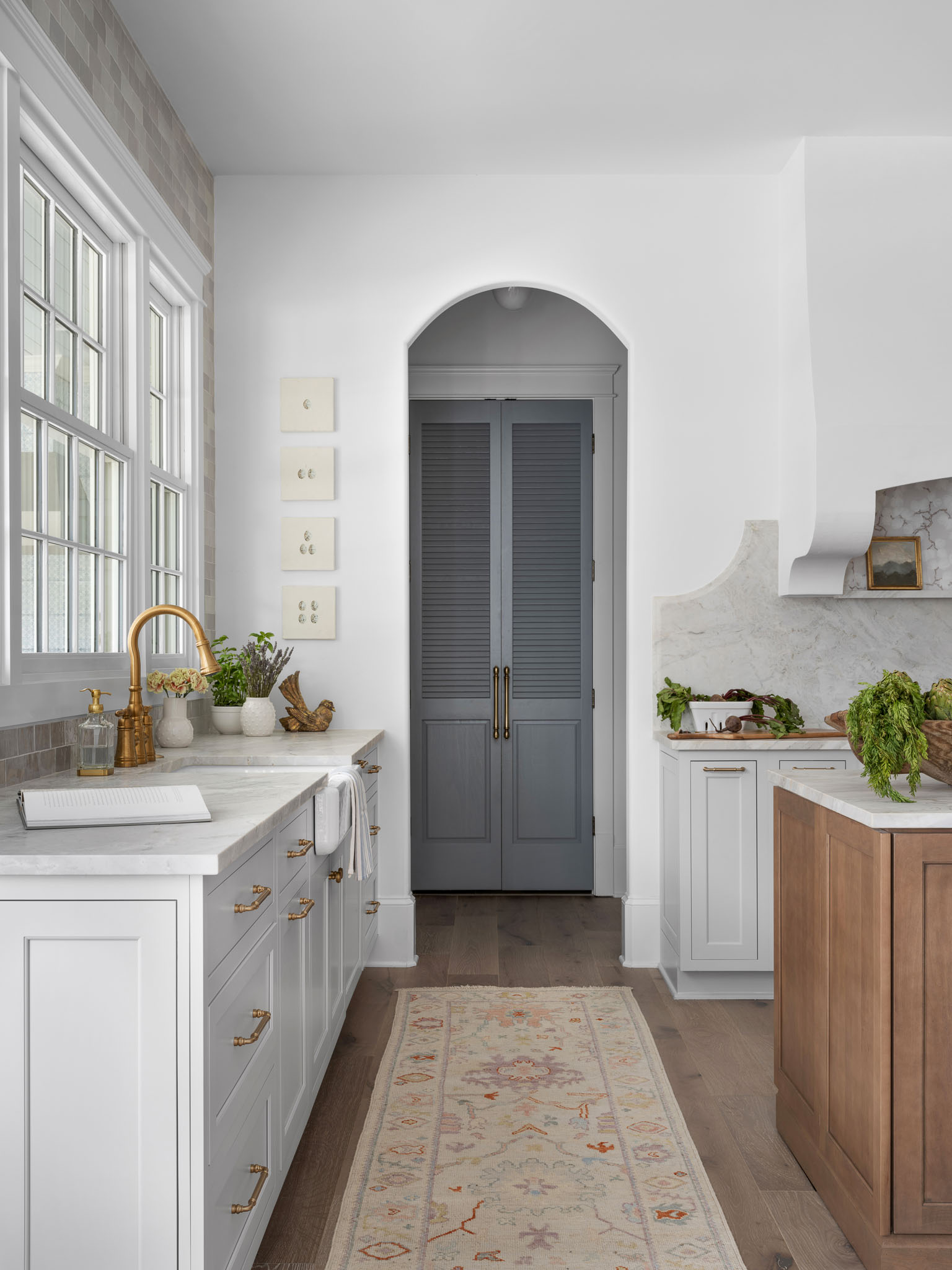 Open Concept Living - Scullery 